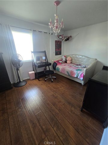8792 Valley View B, Buena Park, CA 90620