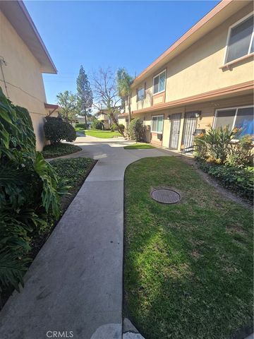 8792 Valley View B, Buena Park, CA 90620