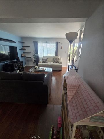 8792 Valley View B, Buena Park, CA 90620