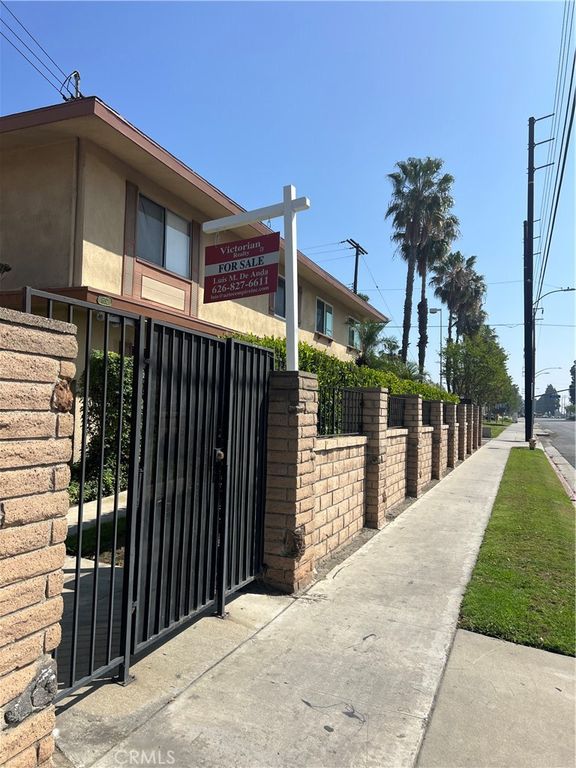 8792 Valley View B, Buena Park, CA 90620