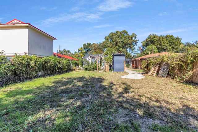 2267 MARBLE AVE, Memphis, TN 38108