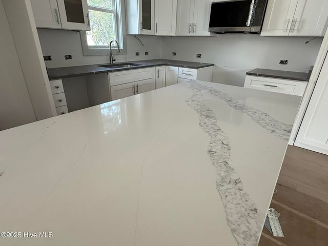 100 SE 43rd Street, Oak Island, NC 28465