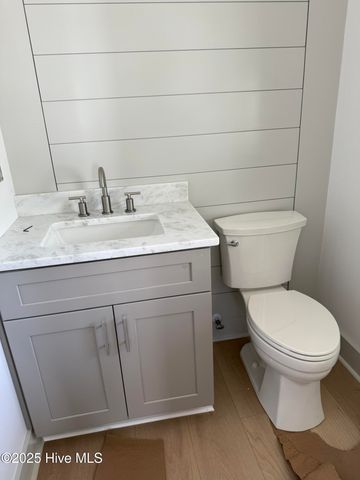 100 SE 43rd Street, Oak Island, NC 28465