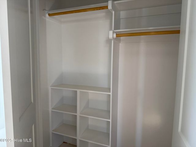 100 SE 43rd Street, Oak Island, NC 28465