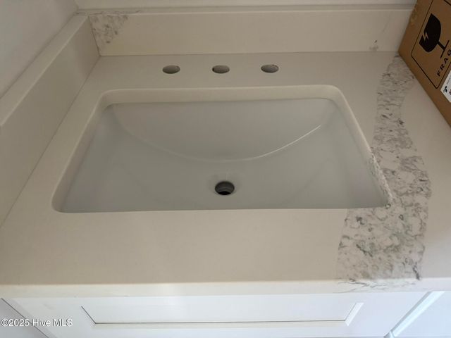 100 SE 43rd Street, Oak Island, NC 28465