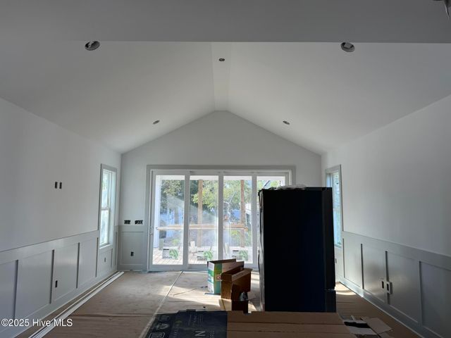 100 SE 43rd Street, Oak Island, NC 28465