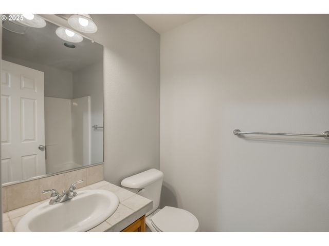 1619 Sw SAN MATEO Ter, Beaverton, OR 97003