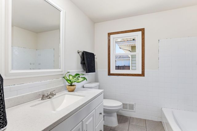 936 Jefferson Avenue, Saint Paul, MN 55102