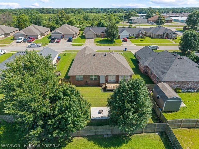 1920 Plum Creek Lane, Alma, AR 72921