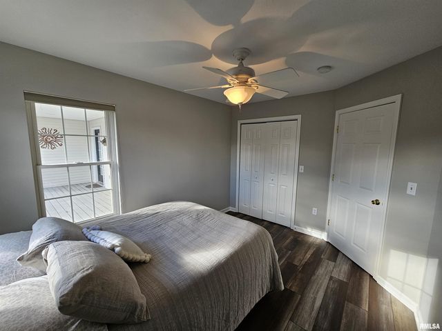 408 W BEACON Court, Mt Vernon, IL 62864