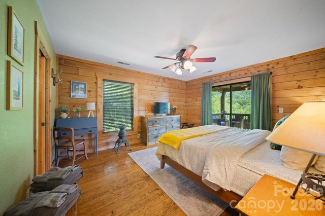 417 Garden Lane, Lake Lure, NC 28746