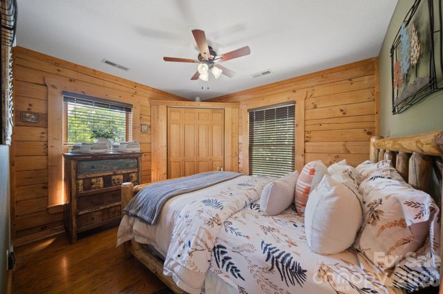 417 Garden Lane, Lake Lure, NC 28746
