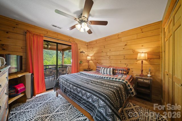 417 Garden Lane, Lake Lure, NC 28746