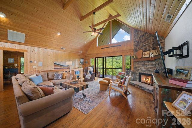 417 Garden Lane, Lake Lure, NC 28746