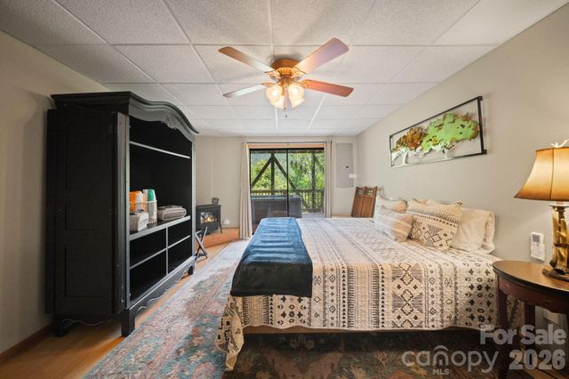 417 Garden Lane, Lake Lure, NC 28746
