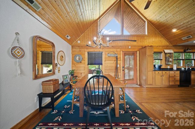 417 Garden Lane, Lake Lure, NC 28746