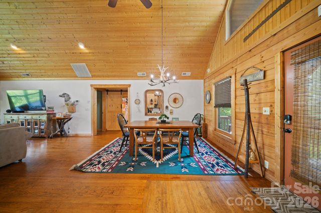 417 Garden Lane, Lake Lure, NC 28746