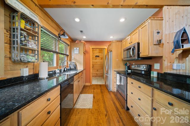 417 Garden Lane, Lake Lure, NC 28746