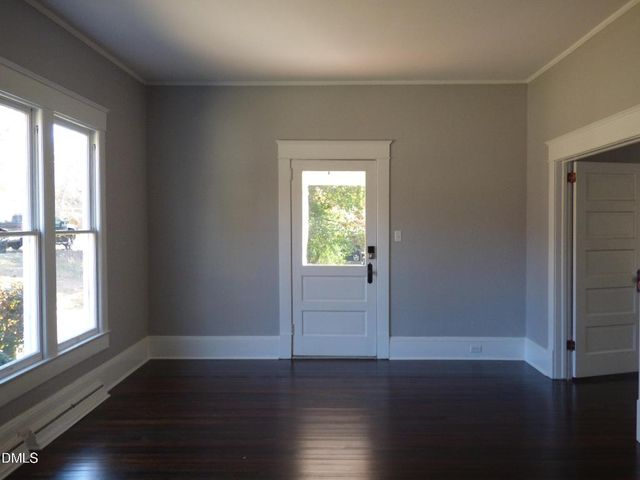 211 N Ninth Street, Mebane, NC 27302