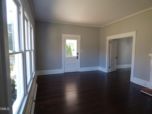 211 N Ninth Street, Mebane, NC 27302