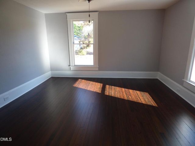 211 N Ninth Street, Mebane, NC 27302