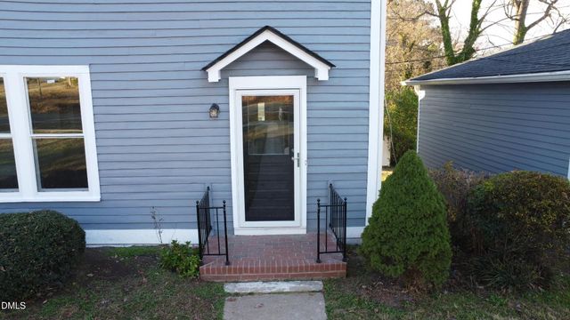 211 N Ninth Street, Mebane, NC 27302