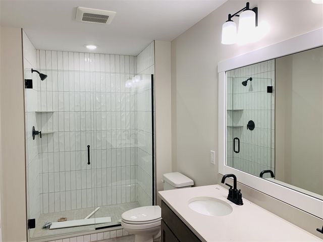 7873 Woodhurst Drive, Rockford, MI 49341