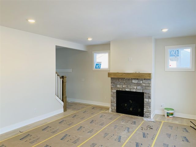 7873 Woodhurst Drive, Rockford, MI 49341