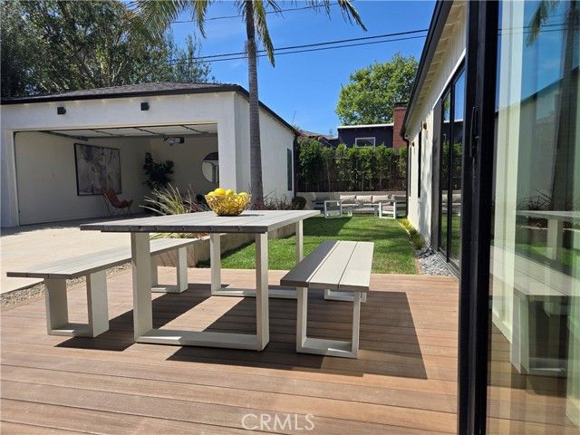 7907 Vicksburg, Los Angeles, CA 90045