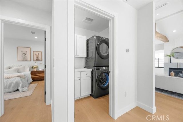 7907 Vicksburg, Los Angeles, CA 90045