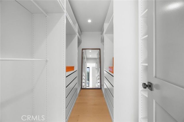 7907 Vicksburg, Los Angeles, CA 90045