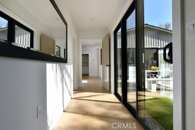 7907 Vicksburg, Los Angeles, CA 90045