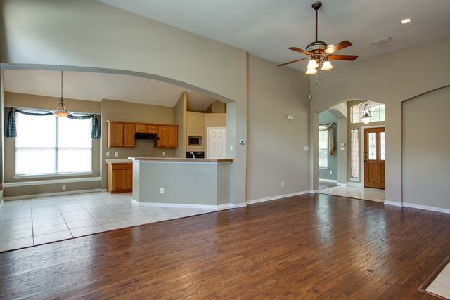 2221 Briary Trace Court, Lewisville, TX 75077