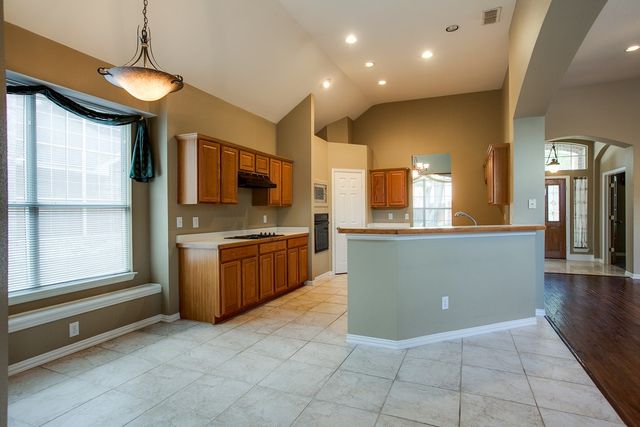 2221 Briary Trace Court, Lewisville, TX 75077