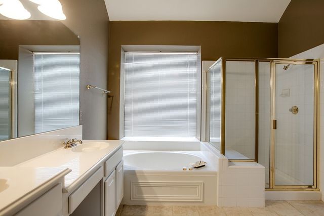 2221 Briary Trace Court, Lewisville, TX 75077