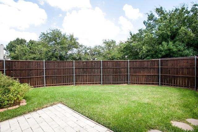 2221 Briary Trace Court, Lewisville, TX 75077