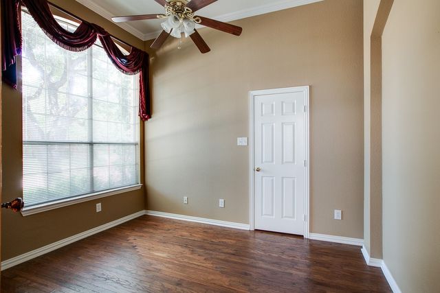 2221 Briary Trace Court, Lewisville, TX 75077