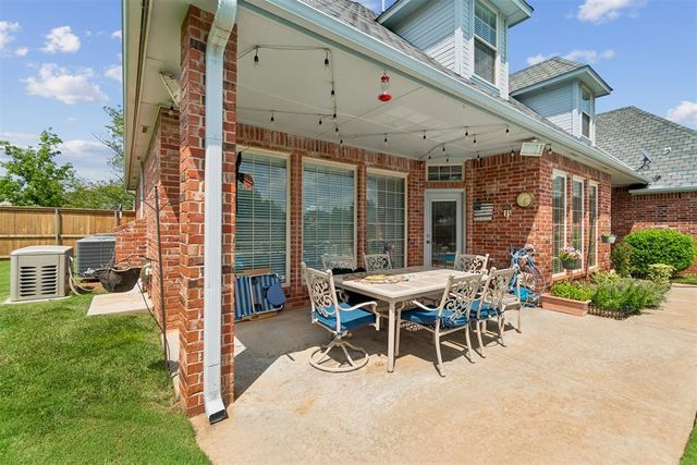 8324 NW 128th Circle, Oklahoma City, OK 73142