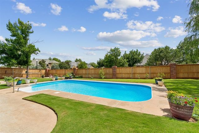 8324 NW 128th Circle, Oklahoma City, OK 73142