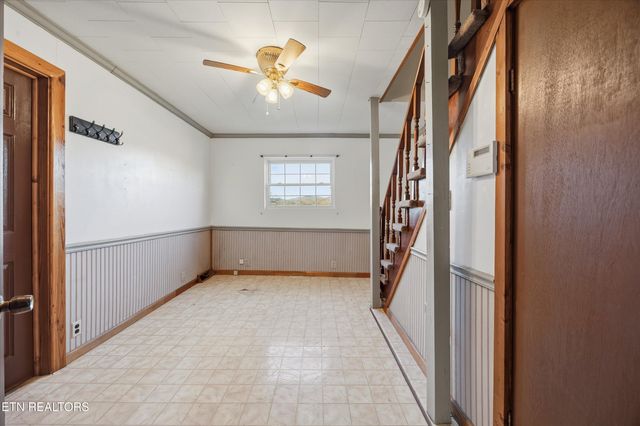 335 High Street, Jellico, TN 37762