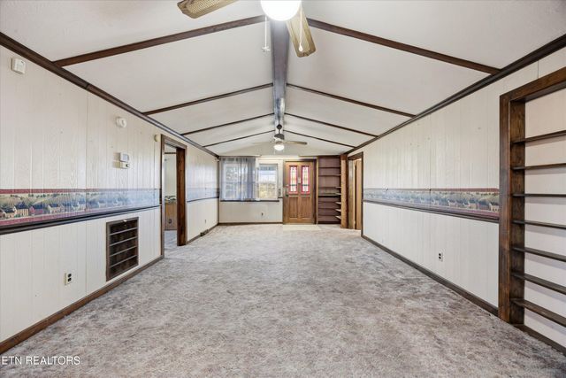 335 High Street, Jellico, TN 37762