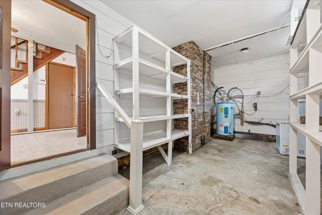 335 High Street, Jellico, TN 37762