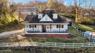 335 High Street, Jellico, TN 37762