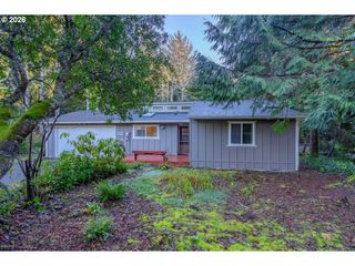 199 Sw THE PINES Dr, Depoe Bay, OR 97341