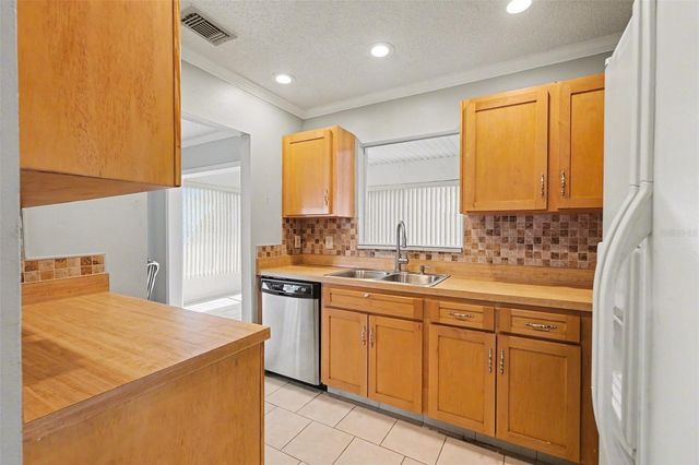 401 FINCHLEY COURT A, Sun City Center, FL 33573