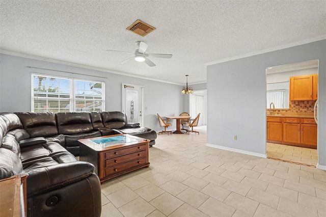 401 FINCHLEY COURT A, Sun City Center, FL 33573