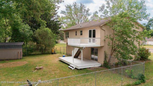 2822 Risdale Avenue, Lansing, MI 48911