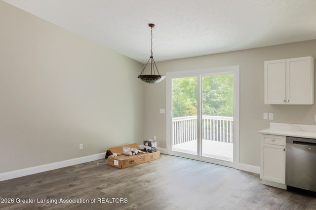 2822 Risdale Avenue, Lansing, MI 48911