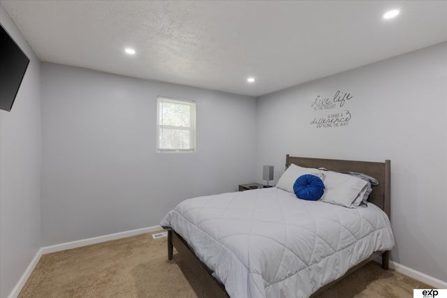 1414 N 30th Street, Omaha, NE 68131