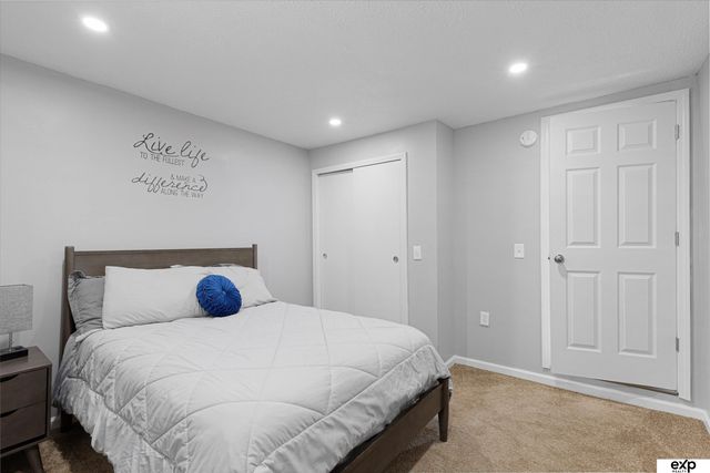 1414 N 30th Street, Omaha, NE 68131